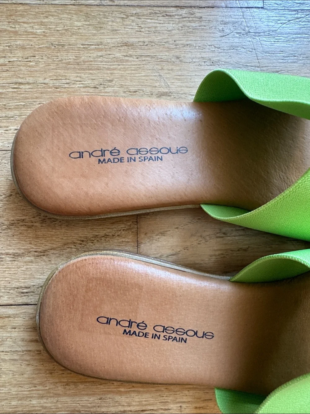 Andre Assous Nice Style Lime Green Slide Sandal, size 7